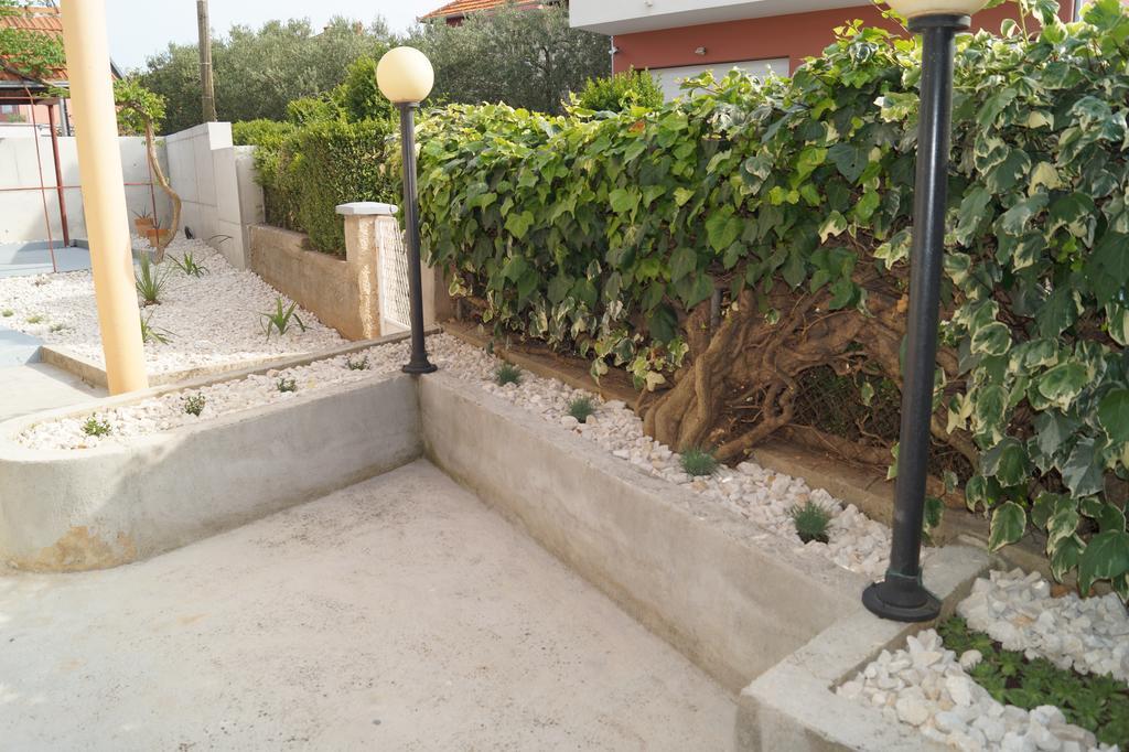 Apartmani Lu Biograd Na Moru Exterior photo